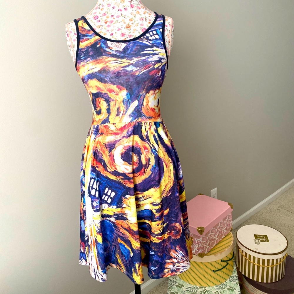 Official Doctor Who Exploding TARDIS Print Extra-Small Dress